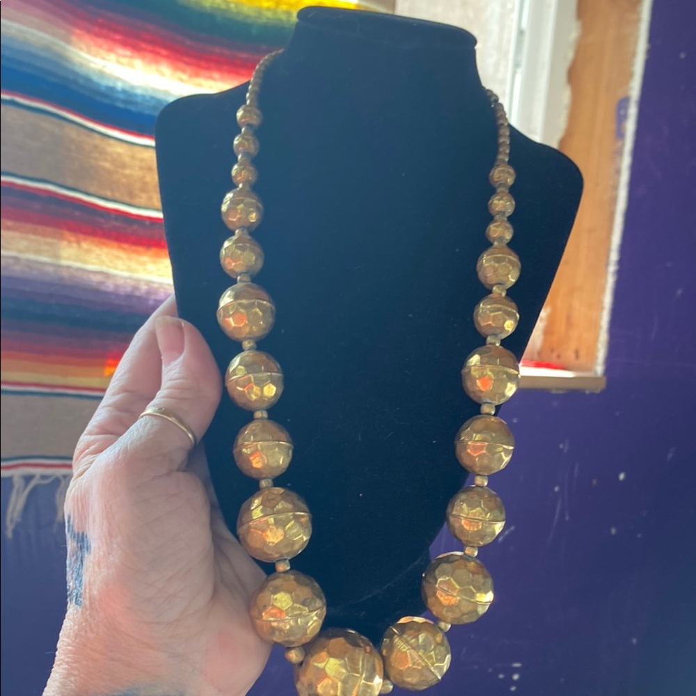 Elegant Gold Beaded Necklace
